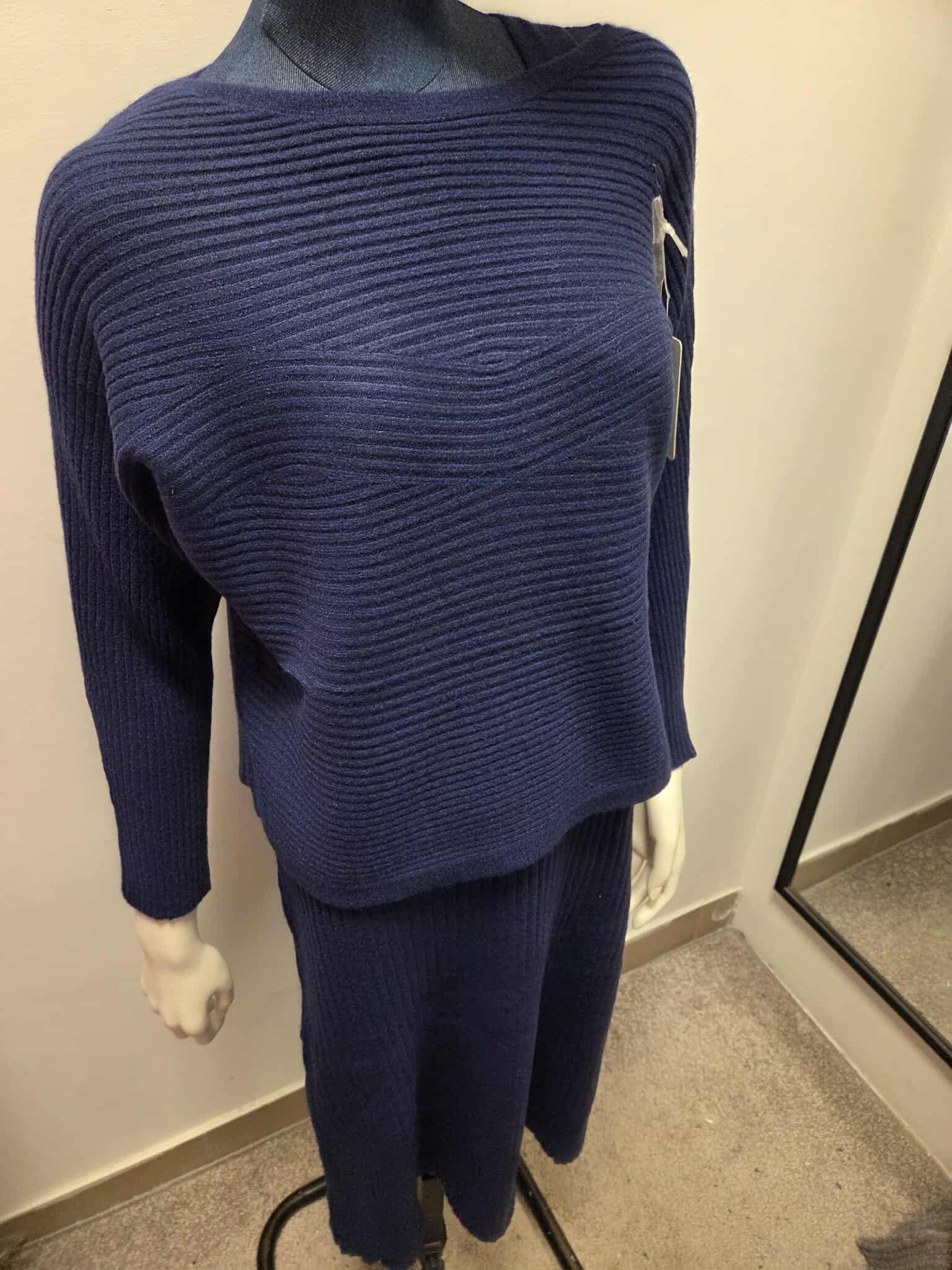 Damski Komplet Dzianinowy Sukienka i Sweter