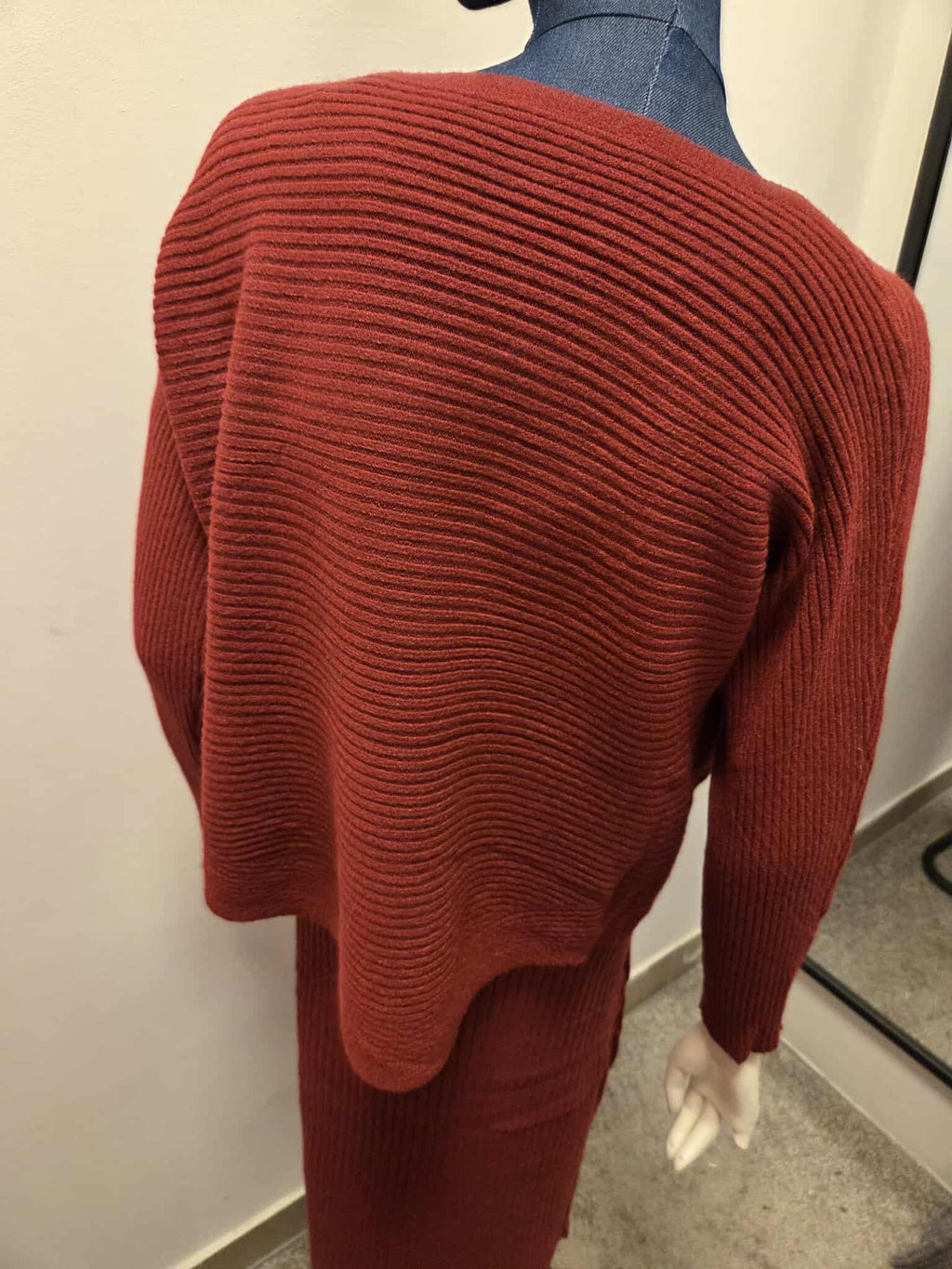 Damski Komplet Dzianinowy Sukienka i Sweter