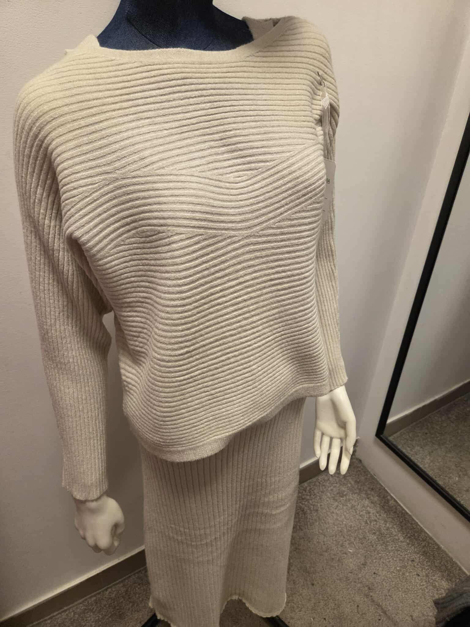 Damski Komplet Dzianinowy Sukienka i Sweter