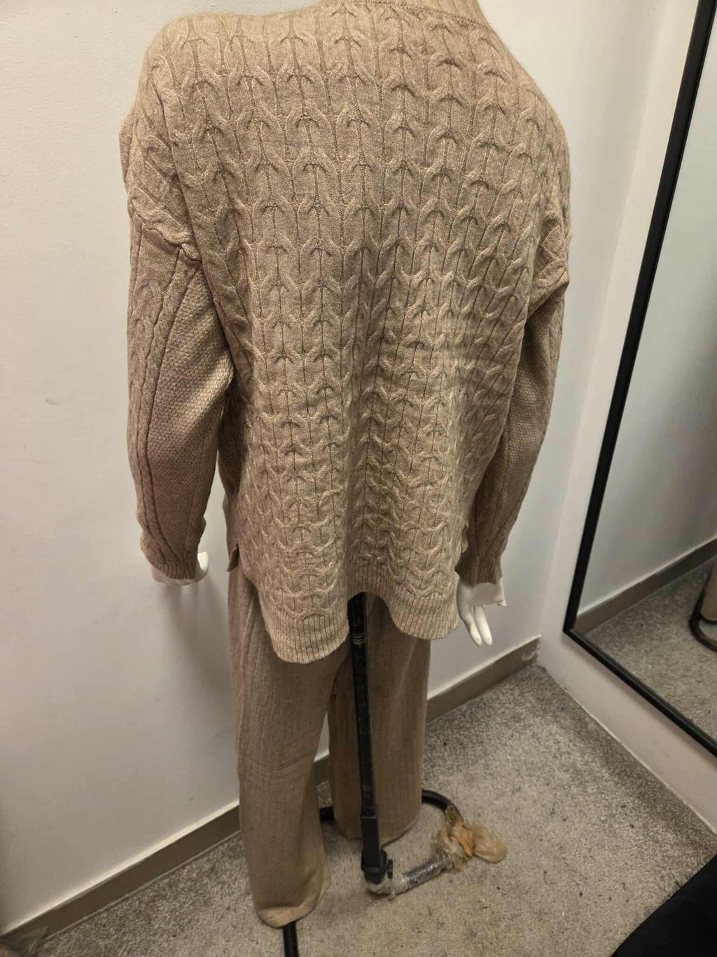 Damski komplet swetrowy z półgolfem: sweter + spodnie